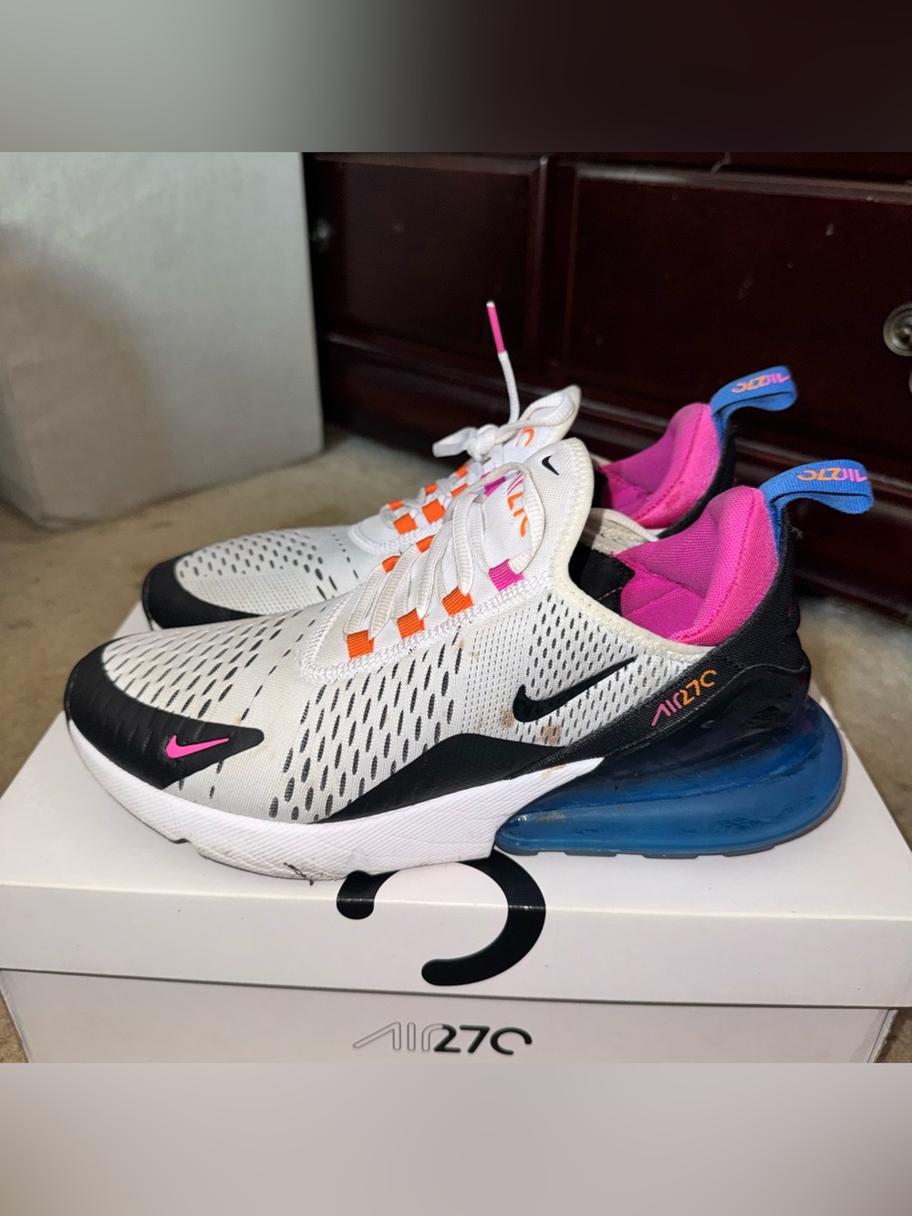 Nike Air Max 270 White Black Pink Orange Sneakers | Women’s 8.5